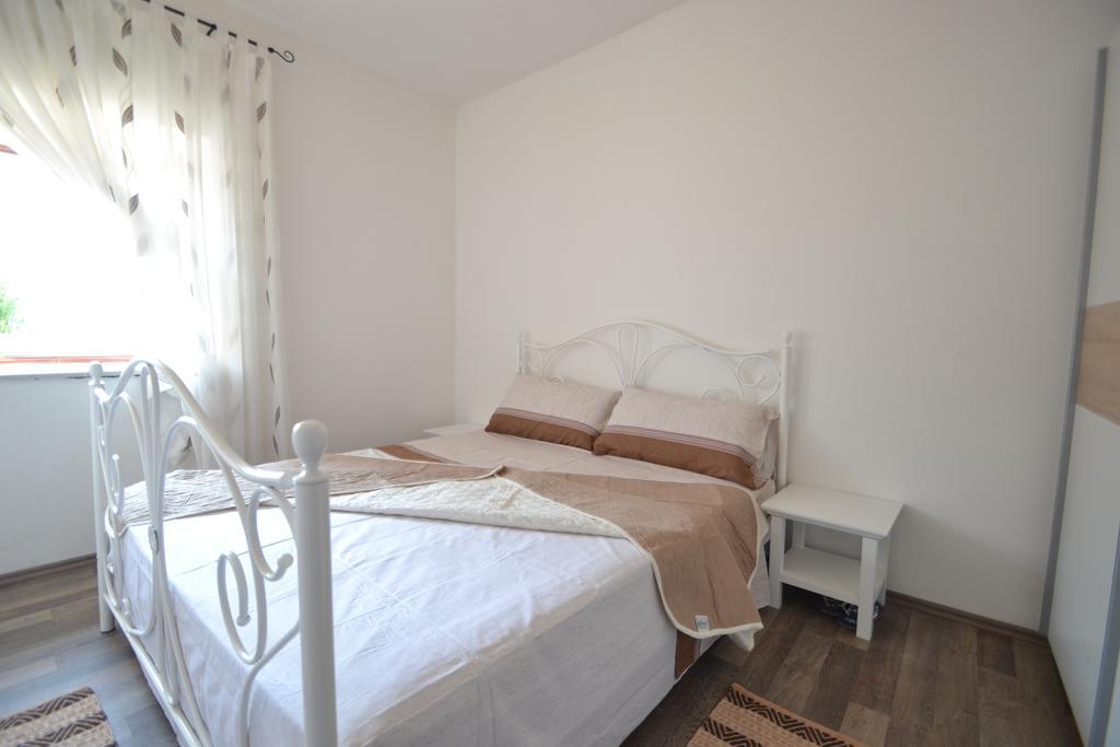 Villa Pistan Murvica  Ngoại thất bức ảnh