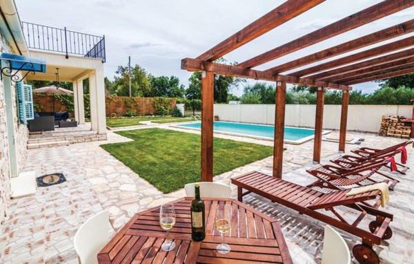 Villa Pistan Murvica  Ngoại thất bức ảnh